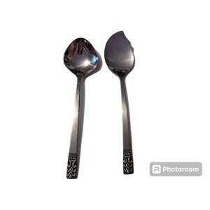 VTG CARLYLE Hong Kong stainless cameo pattern lot 2 soup & jelly spoon replace
